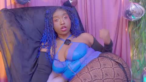 Snapshot of succubus_rosemilk chatting on 27, 5, 2026 Succubus RoseMilk online show from 27, 5, 2026