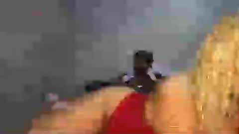 suckssogood online show from 25, 4, 2026