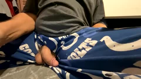 Snapshot of suddzzee chatting on 5, 1, 2025 sudzee online show from 5, 1, 2025