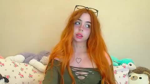 Snapshot of suemeow chatting on 26, 7, 2026 Sue online show from 26, 7, 2026
