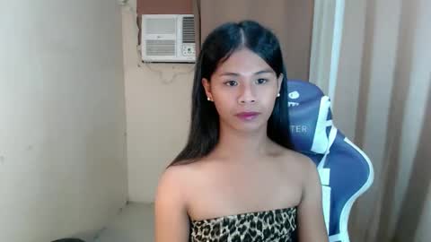 sugar_pixiee online show from 3, 5, 2026
