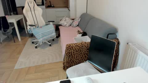 Snapshot of sugar_rainbow chatting on 22, 2, 2026 Kinga online show from 22, 2, 2026