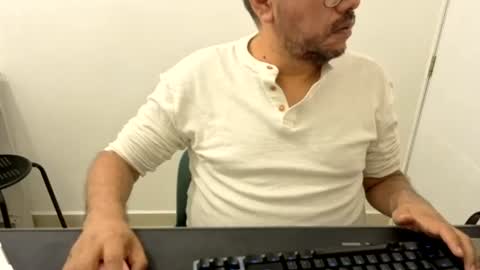 Johnny online show from 30, 6, 2026