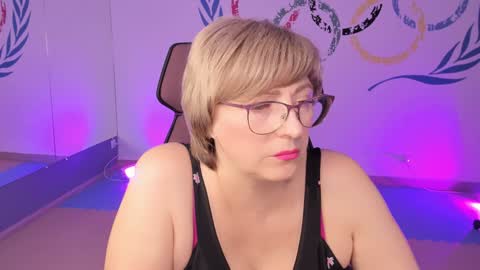 Vivien online show from 21, 12, 2024