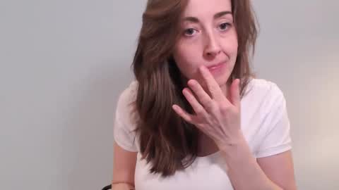 Mia online show from 10, 1, 2025