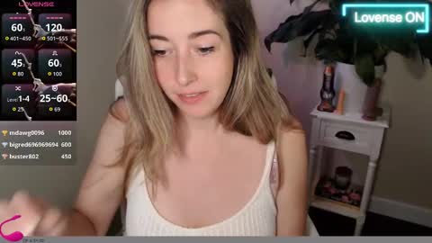 Mia online show from 8, 10, 2025