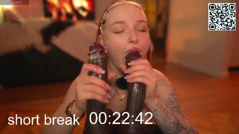 Snapshot of suk_ki chatting on 24, 6, 2026 Lika ginger Jessy blond online show from 24, 6, 2026