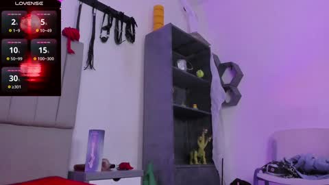    online show from 5, 2, 2025