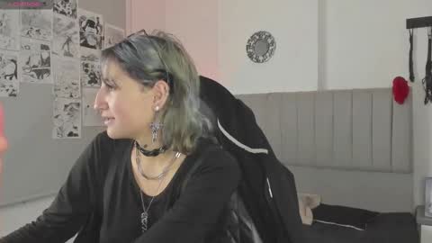    online show from 28, 2, 2025