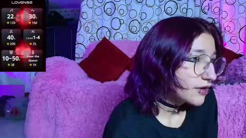    online show from 8, 9, 2025