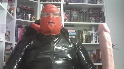 Snapshot of sumisolatex chatting on 9, 4, 2026 Sumisolatex online show from 9, 4, 2026