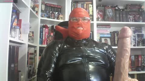 Snapshot of sumisolatex chatting on 17, 4, 2026 Sumisolatex online show from 17, 4, 2026