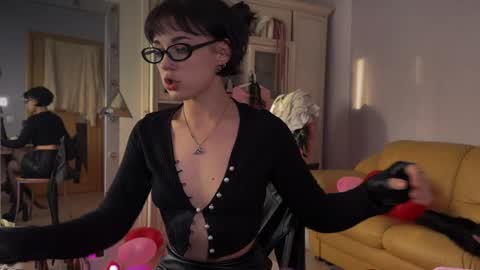 Snapshot of sun_for_you chatting on 3, 6, 2026 Miss Nelly online show from 3, 6, 2026