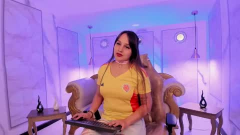 Snapshot of sun_set1 chatting on 1, 6, 2026 sun_set1 online show from 1, 6, 2026