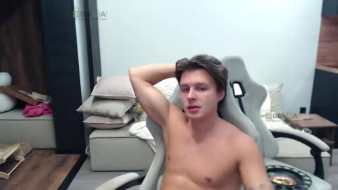 Snapshot of sunny1girl chatting on 18, 10, 2025 Alice and Sergey online show from 18, 10, 2025