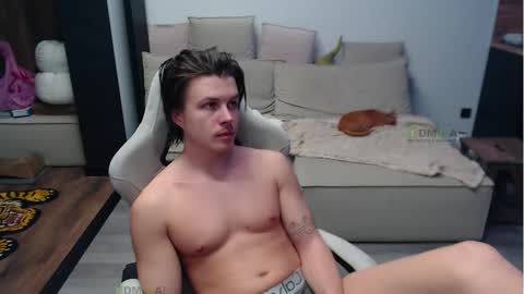 Snapshot of sunny1girl chatting on 2, 2, 2026 Alice and Sergey online show from 2, 2, 2026