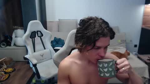 Snapshot of sunny1girl chatting on 21, 2, 2026 Alice and Sergey online show from 21, 2, 2026