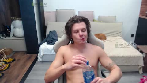 Snapshot of sunny1girl chatting on 22, 2, 2026 Alice and Sergey online show from 22, 2, 2026