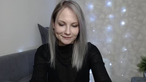 Naomi online show from 12, 12, 2024