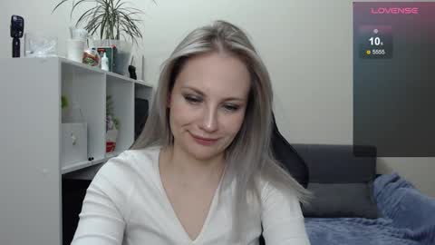 Naomi online show from 1, 2, 2025