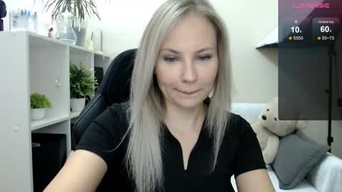 Naomi online show from 20, 10, 2025