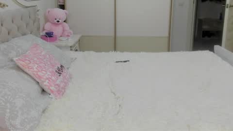 Vanessa online show from 12, 4, 2026