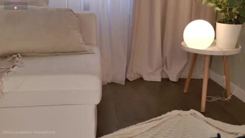 Snapshot of sunnyrisha chatting on 8, 5, 2026 Risha online show from 8, 5, 2026