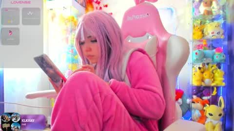     RAVENCLAU GIRL  online show from 22, 1, 2025
