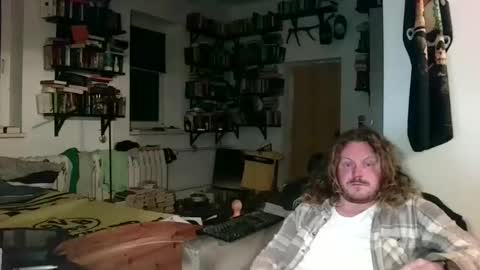 Snapshot of sunr1sa chatting on 5, 11, 2025 sunr1sa online show from 5, 11, 2025