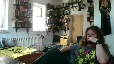 Snapshot of sunr1sa chatting on 16, 11, 2025 sunr1sa online show from 16, 11, 2025