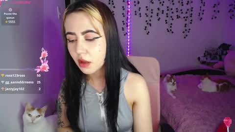 Snapshot of sunset_pienk chatting on 11, 12, 2024 Sunset online show from 11, 12, 2024