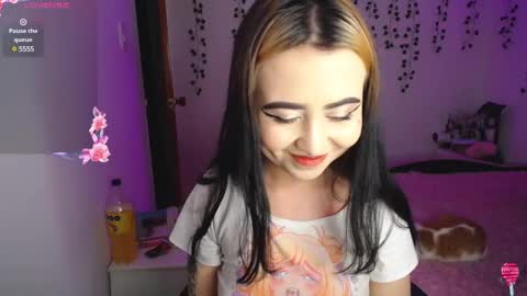 Snapshot of sunset_pienk chatting on 13, 12, 2024 Sunset online show from 13, 12, 2024