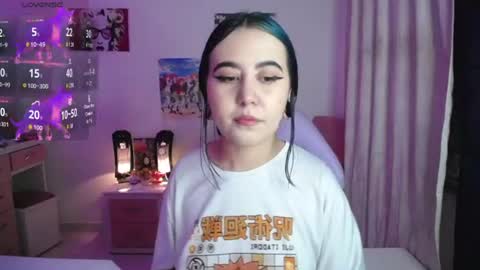 Snapshot of sunset_pienk chatting on 17, 6, 2026 Sunset online show from 17, 6, 2026
