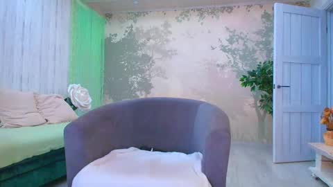 Snapshot of sunshine13_ chatting on 8, 6, 2026 Eva online show from 8, 6, 2026