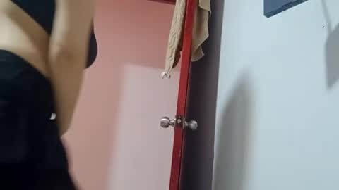 Annie online show from 14, 3, 2026