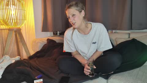 Ava online show from 11, 1, 2025