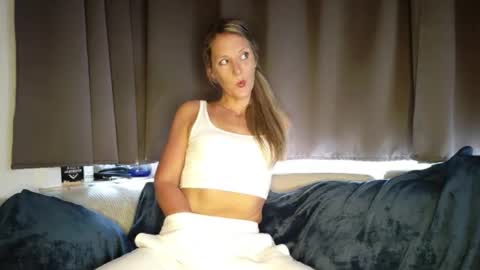 Ava online show from 19, 2, 2025