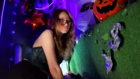 Snapshot of super_jony chatting on 6, 11, 2025 super jony and Marta GMT 1300-1800 every day online show from 6, 11, 2025