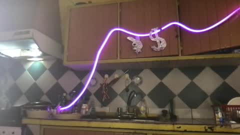 Snapshot of super_jony chatting on 17, 11, 2025 super jony and Marta GMT 1300-1800 every day online show from 17, 11, 2025