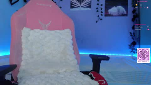 Snapshot of superbdolls chatting on 6, 3, 2025 Milana Scarlett online show from 6, 3, 2025