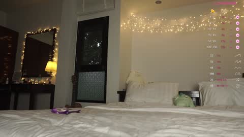 Snapshot of superbdolls chatting on 10, 10, 2025 Milana Scarlett online show from 10, 10, 2025