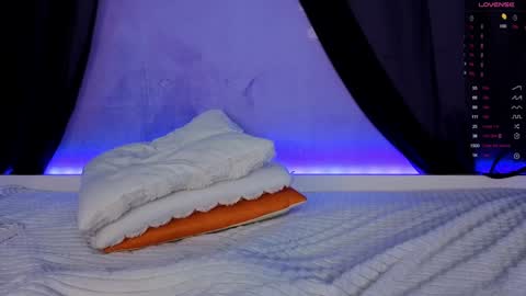 Snapshot of superbdolls chatting on 16, 11, 2025 Milana Scarlett online show from 16, 11, 2025