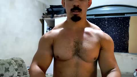 Snapshot of superbigmr chatting on 16, 4, 2026 james online show from 16, 4, 2026