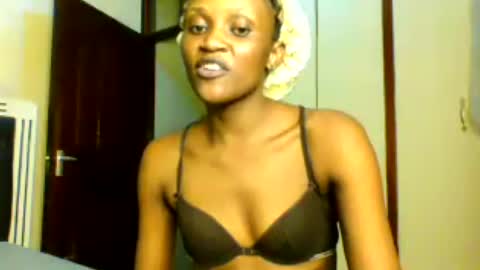 Snapshot of supersexxy_chyna chatting on 5, 8, 2026 supersexxy_chyna online show from 5, 8, 2026
