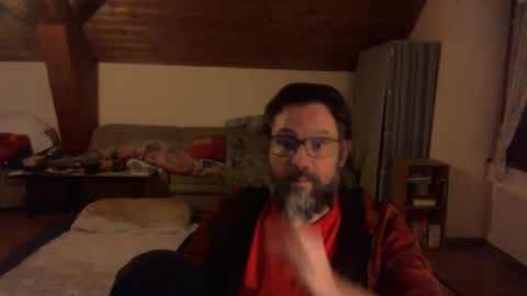 supersquirrel81 online show from 19, 10, 2025