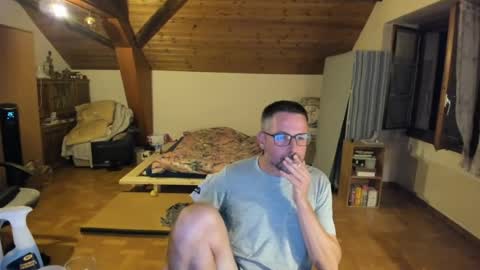 Snapshot of supersquirrel81 chatting on 1, 8, 2026 supersquirrel81 online show from 1, 8, 2026