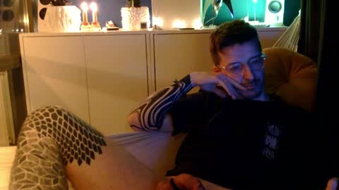 Snapshot of surgical_steel chatting on 6, 2, 2025 SurgicalSteel online show from 6, 2, 2025