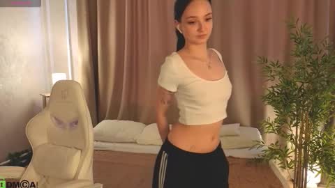 Annie online show from 20, 2, 2026