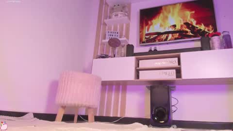     online show from 16, 9, 2025