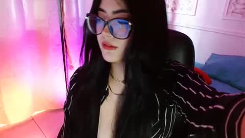 Snapshot of susana_hank chatting on 21, 2, 2025 susana online show from 21, 2, 2025